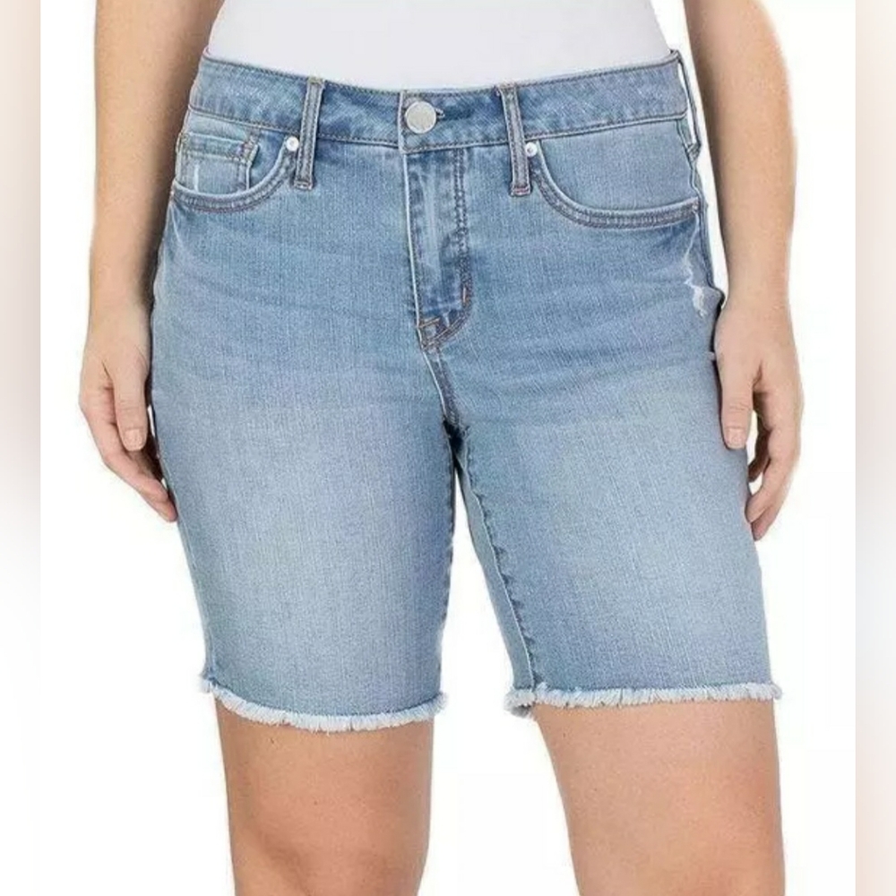 Women's Seven7 Sunset Mid Rise Bermuda Shorts Soft Stretch Size 24W